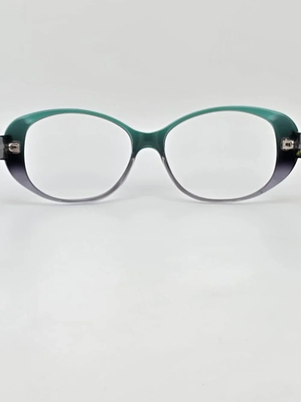 Lafont this listing